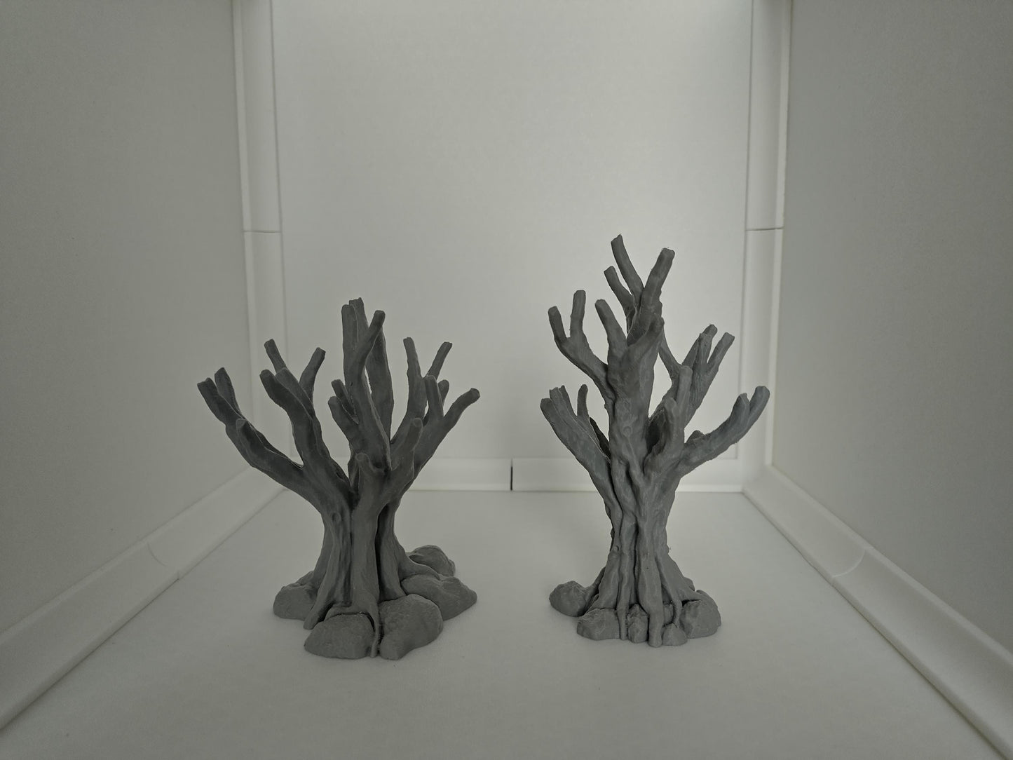 Four dead trees terrain pack for 28mm scale. Suitable for wargaming & RPGs