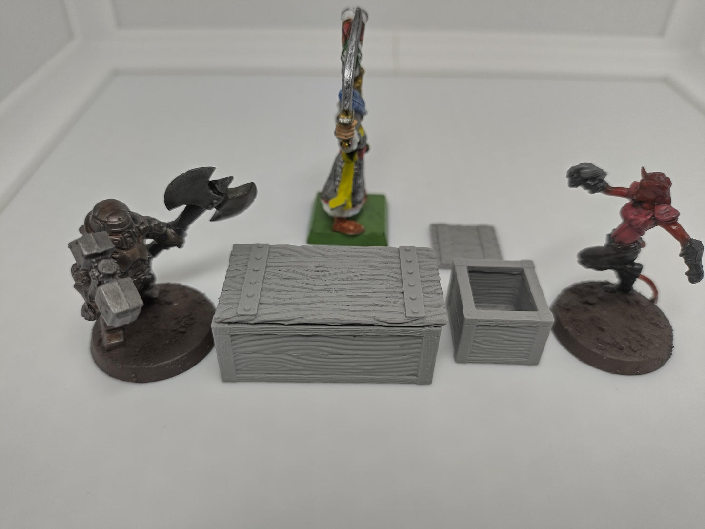 3D printed miniature crates / boxes with lid for miniature games | scatter terrain
