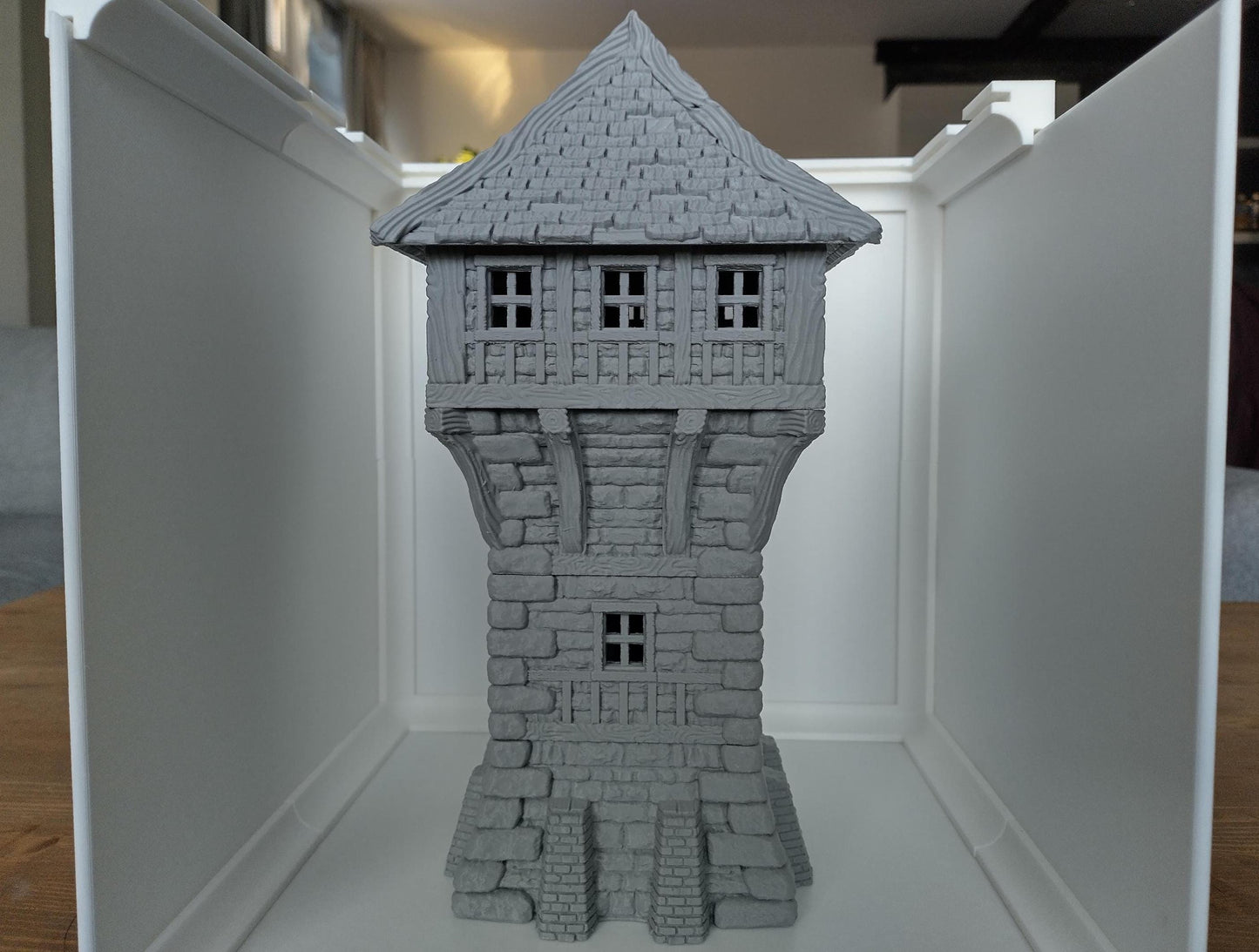 Medieval tower house for 28mm scale with playable interior | 3D printed terrain | magnetisable | house 3 of the small village set