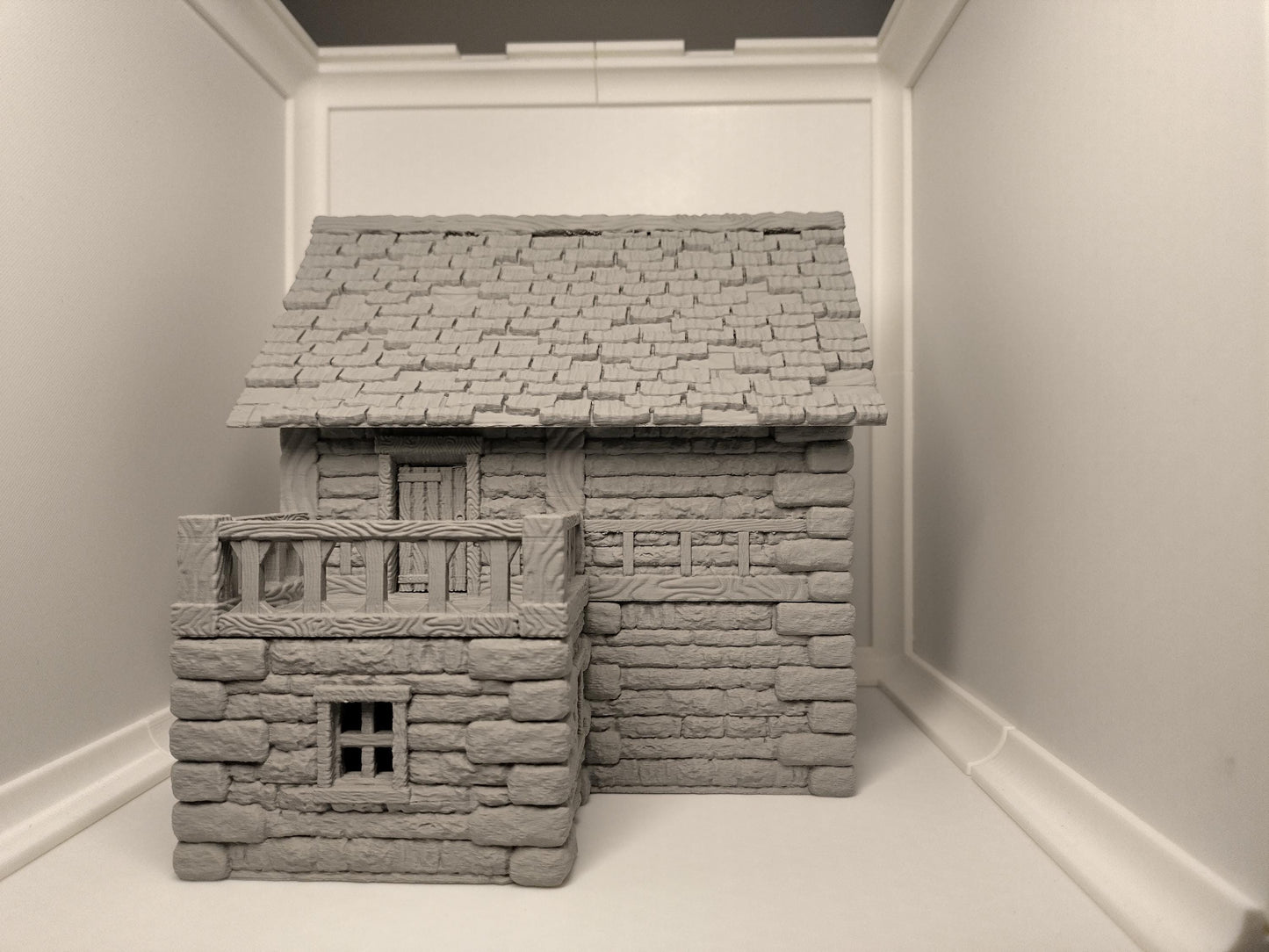 Medieval house for 28mm scale with playable interior | 3D printed terrain | magnetisable | house 2 of the small village set