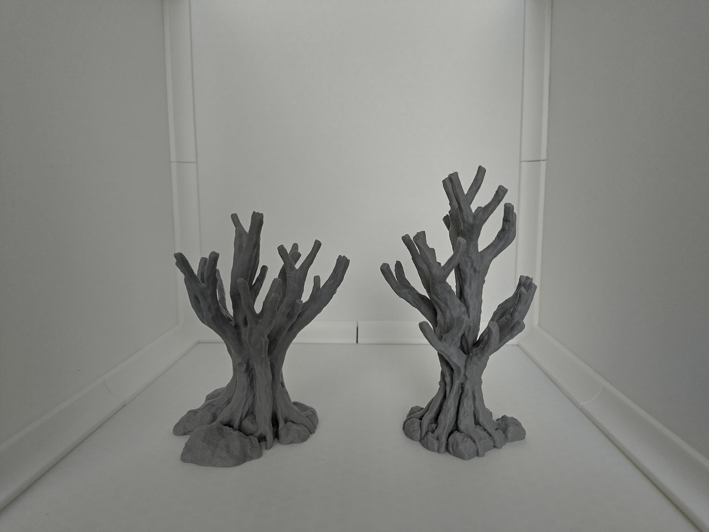 Four dead trees terrain pack for 28mm scale. Suitable for wargaming & RPGs