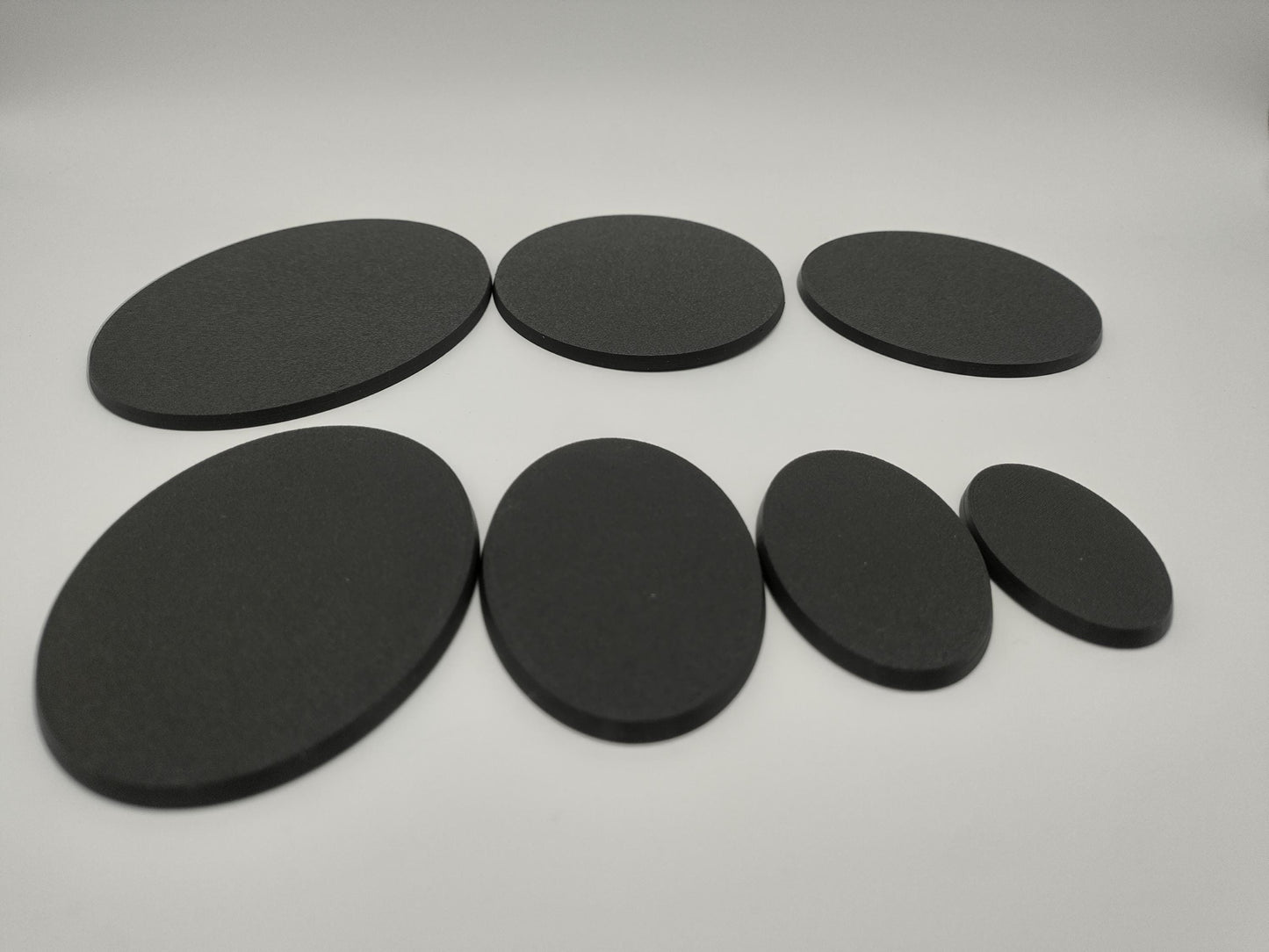 Oval bases for miniatures 60x35mm to 170x105mm for tabletop wargames and RPGs | 3D Printed