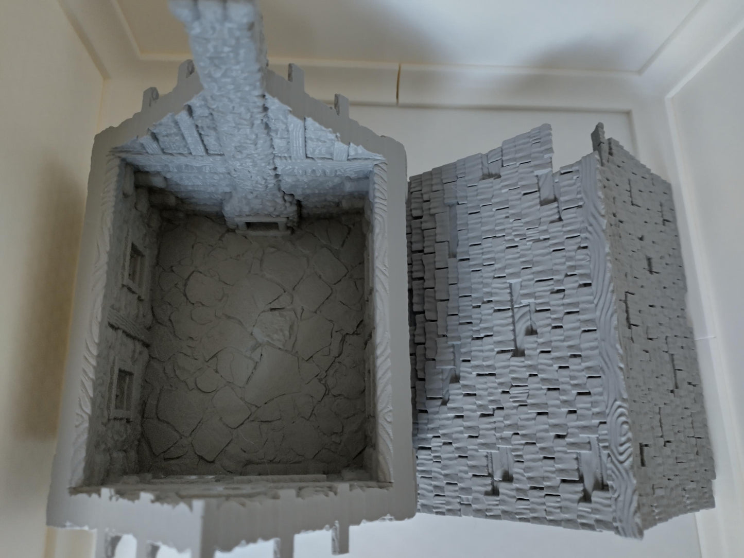 3D printed medieval house for 28mm & 32mm scale with playable interior | terrain | house 1 of the small village set