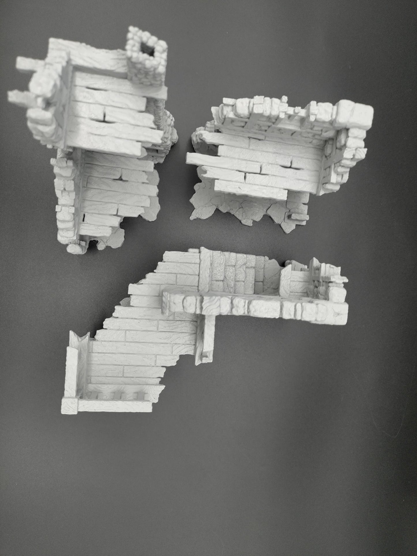 Ruined multi level house for 28mm scale with playable interior | 3D printed terrain | magnetisable | house 2 of the ruined village set