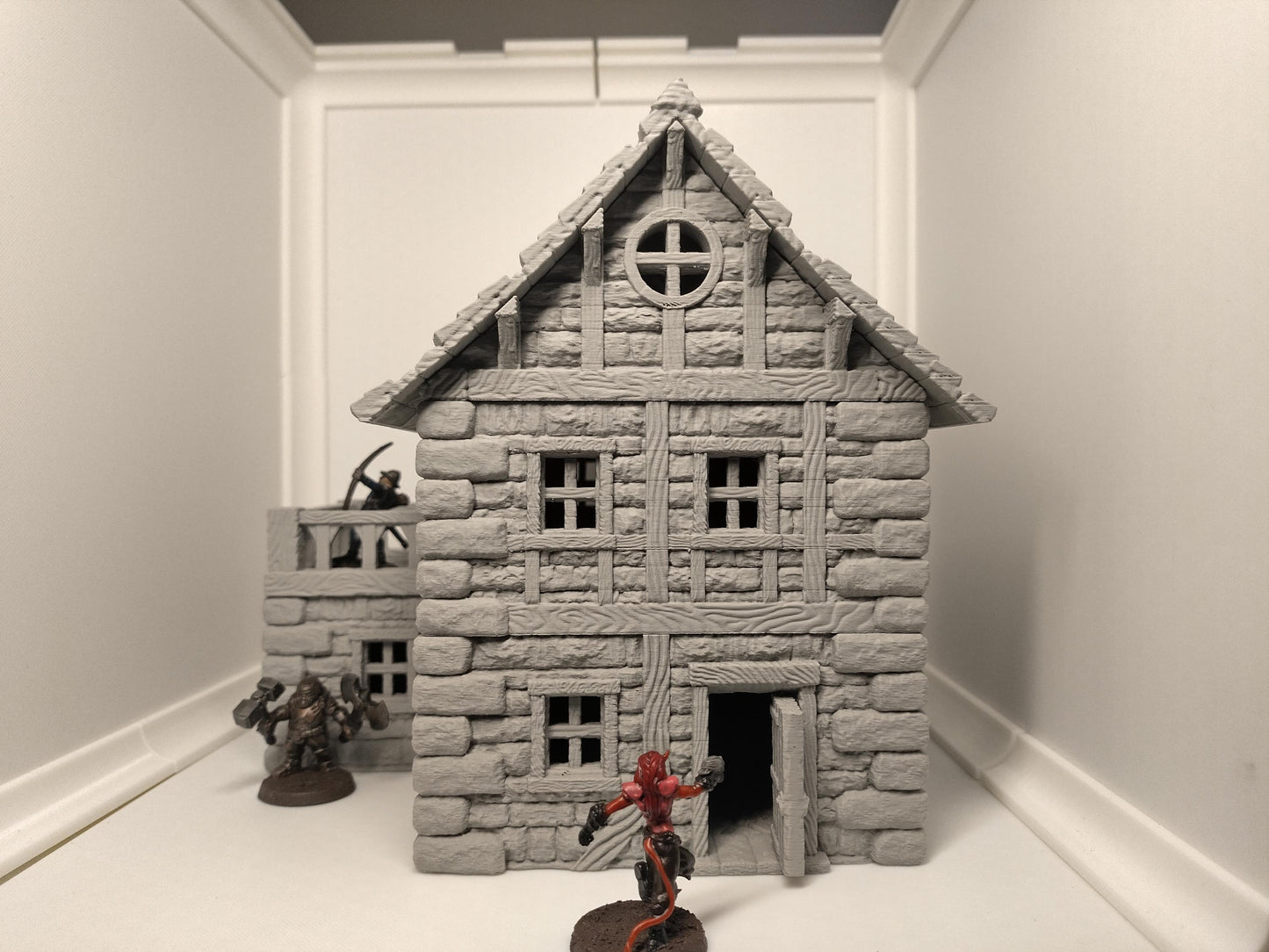 Medieval house for 28mm scale with playable interior | 3D printed terrain | magnetisable | house 2 of the small village set