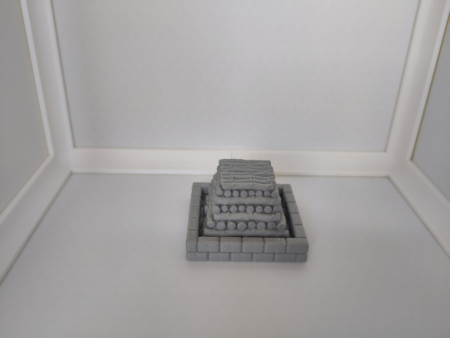 Alarm horn and pyre for 28mm tabletob games terrain