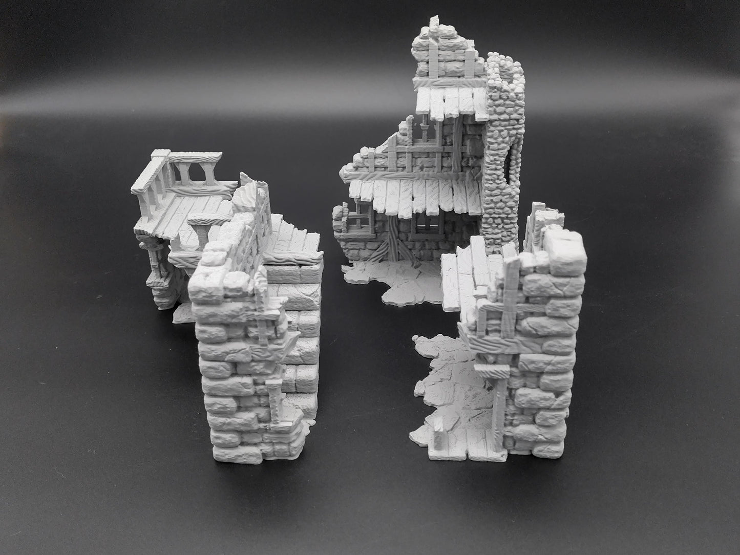 Ruined multi level house for 28mm scale with playable interior | 3D printed terrain | magnetisable | house 2 of the ruined village set