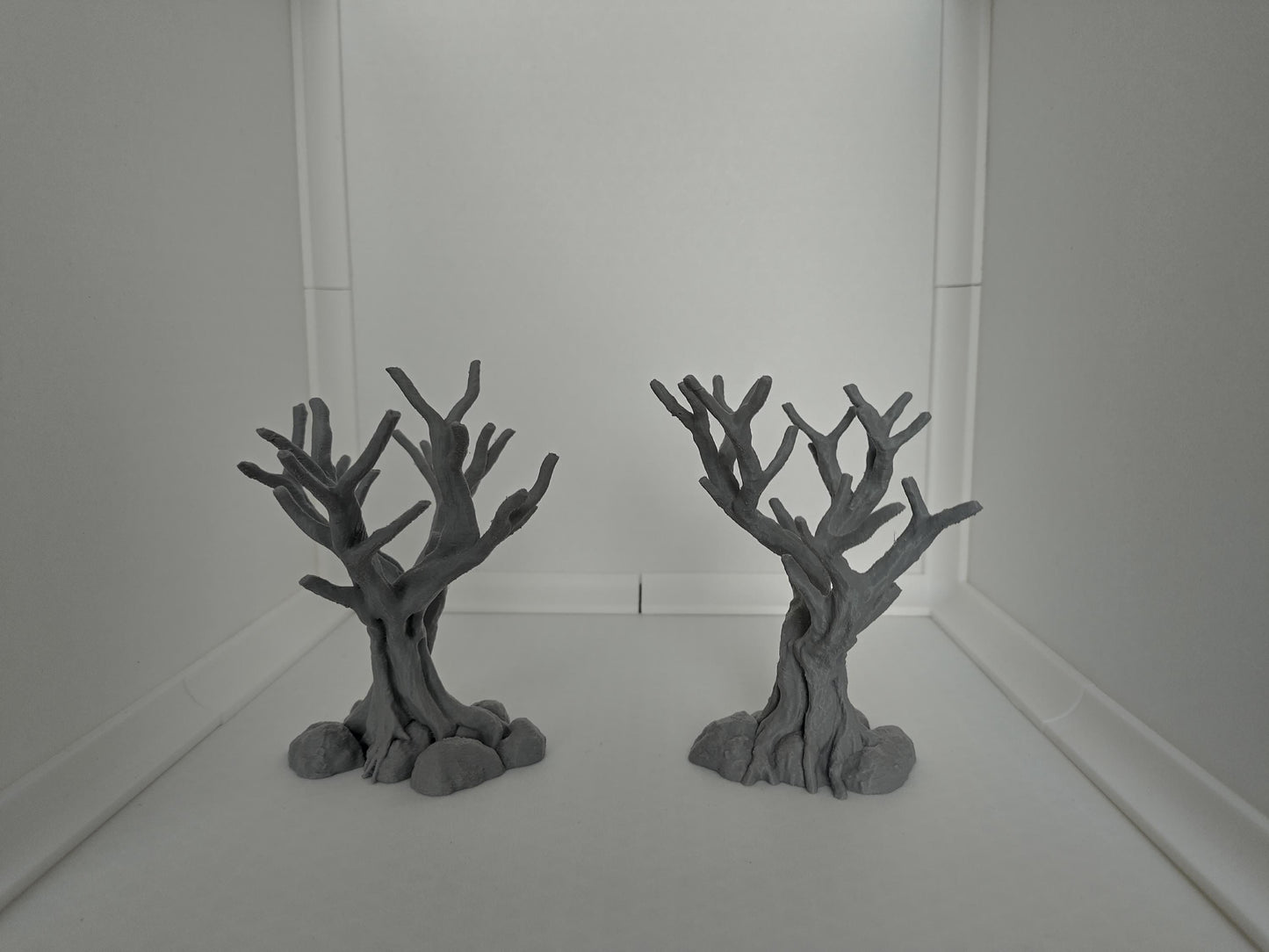 Four dead trees terrain pack for 28mm scale. Suitable for wargaming & RPGs