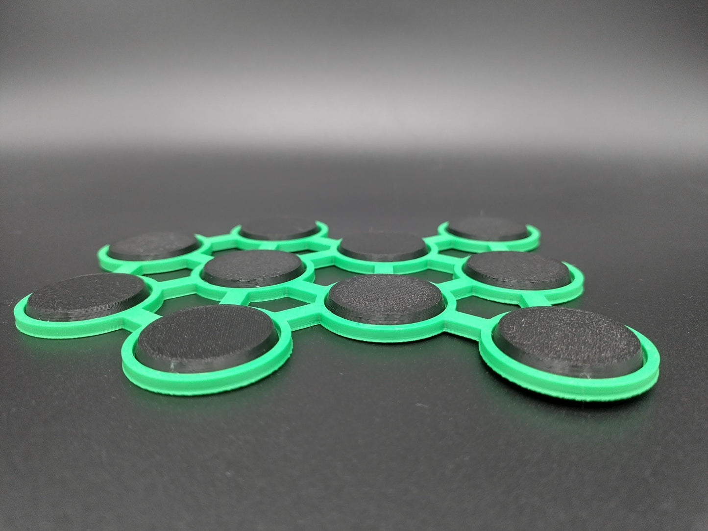 Movement tray for 28mm ound bases  10 slots