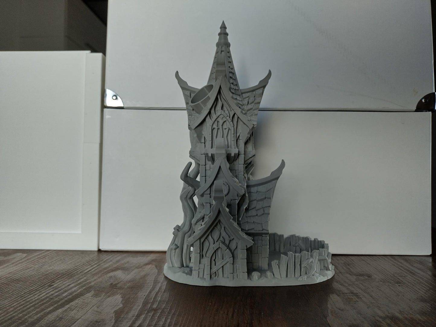 Wicked manor dice tower with tray | Dice tower for TTRPGs like D&D | 3d printed accessory for tabletop  and war games