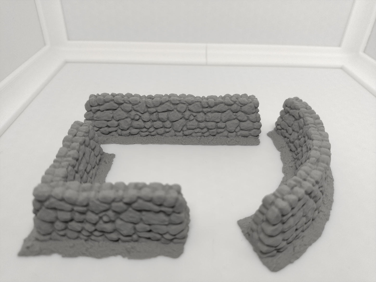 Stone walls for miniature games 3D printed | 28mm scale | scatter terrain