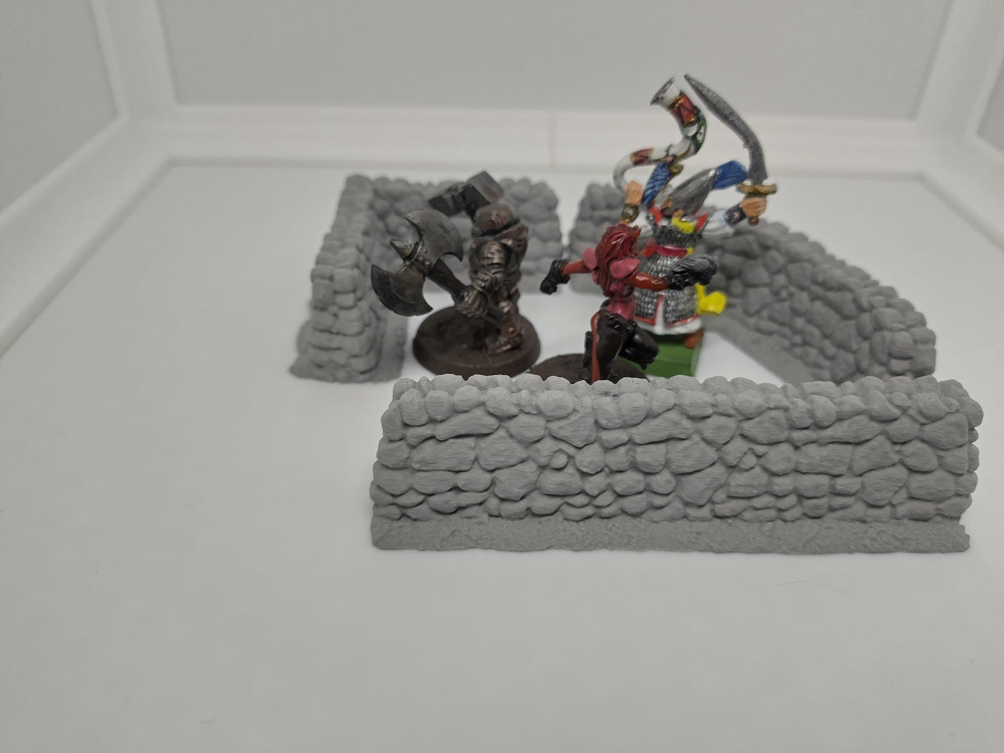 Stone walls for miniature games 3D printed | 28mm scale | scatter terrain