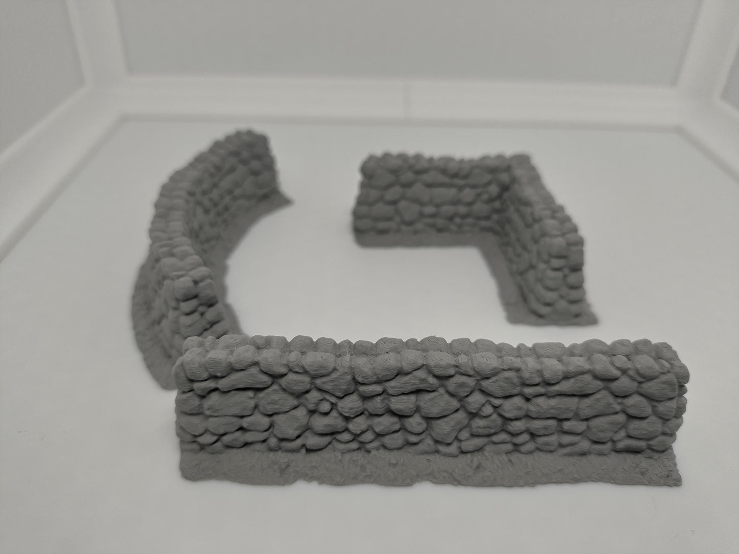 Stone walls for miniature games 3D printed | 28mm scale | scatter terrain