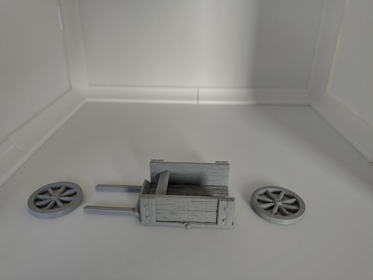 Miniature cart with 4 bundles of sacks | 3D printed terraing for tabeltop games & RPGs