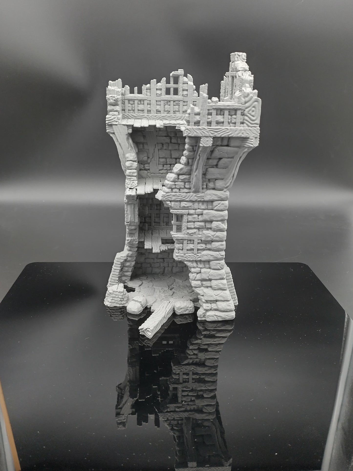 Ruined medieval tower house for 28mm scale with playable interior | 3D printed terrain | magnetisable | house 3 of the ruined village set