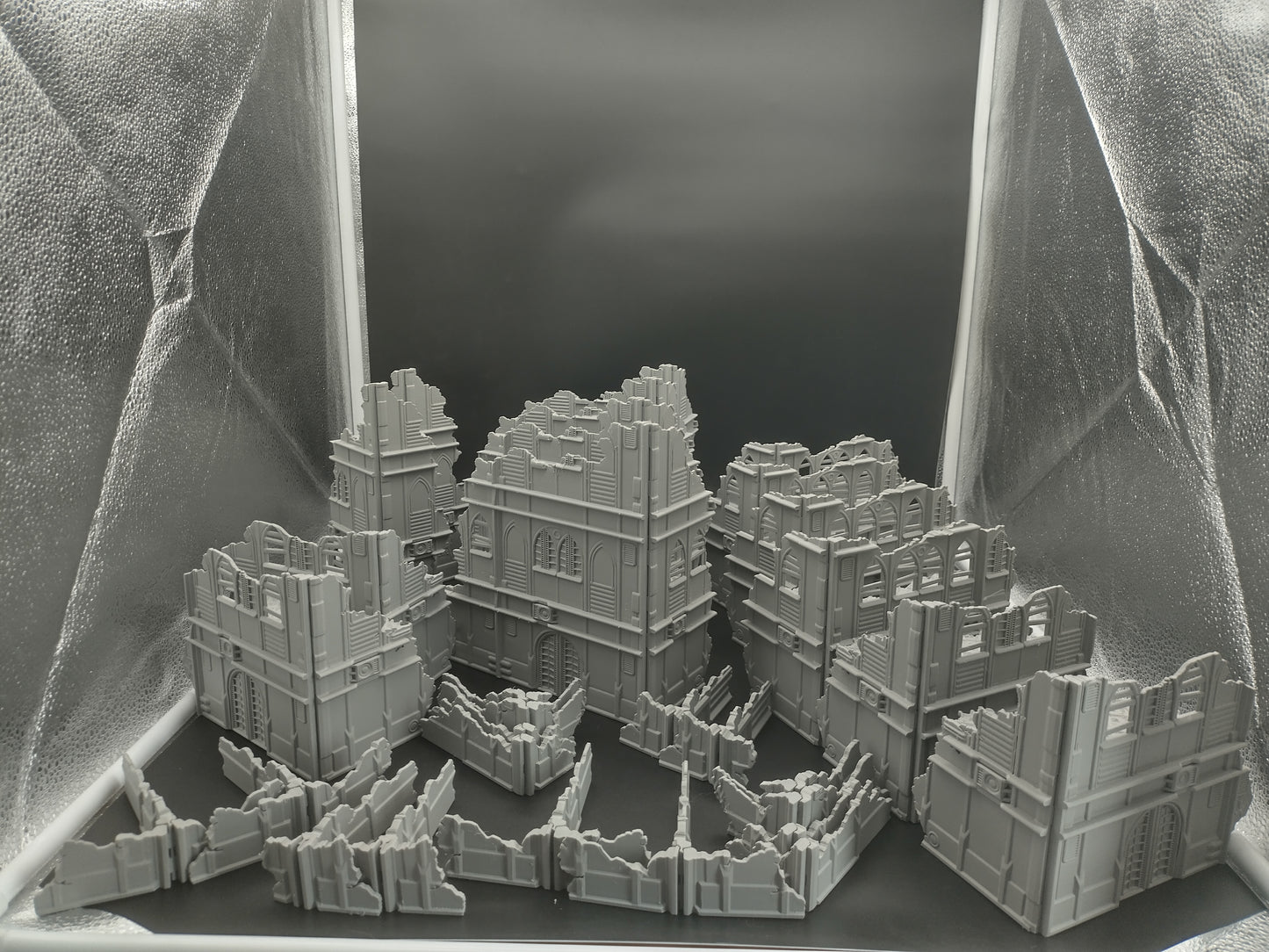 Imperial Gothic Ruins - Foldable modular Sci-Fi terrain for tournament and narrative layouts