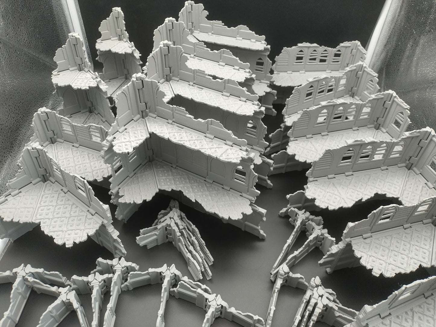 Imperial Gothic Ruins - Foldable modular Sci-Fi terrain for tournament and narrative layouts