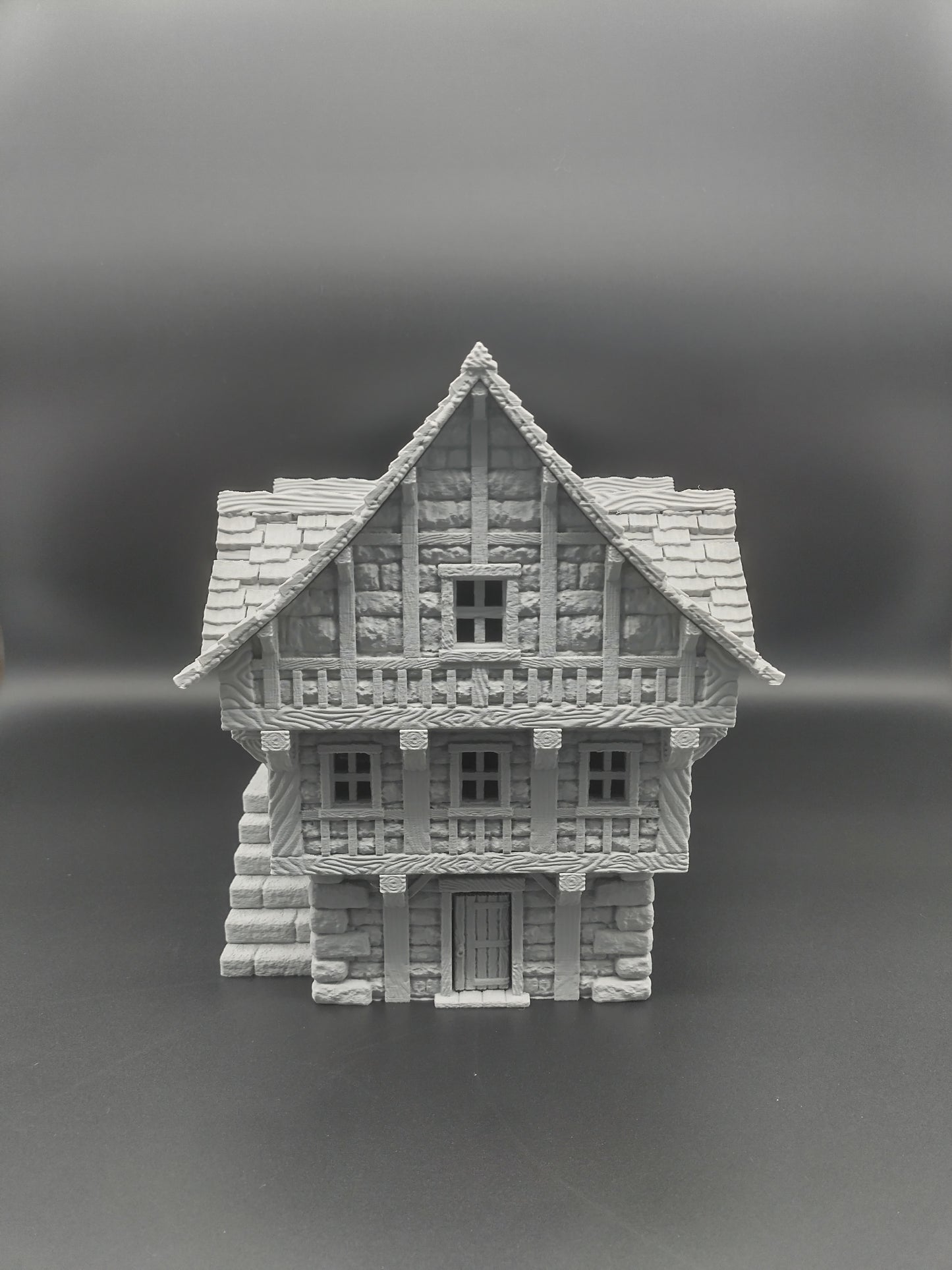 Large medieval house terrain 28mm - front view with external stone stairs