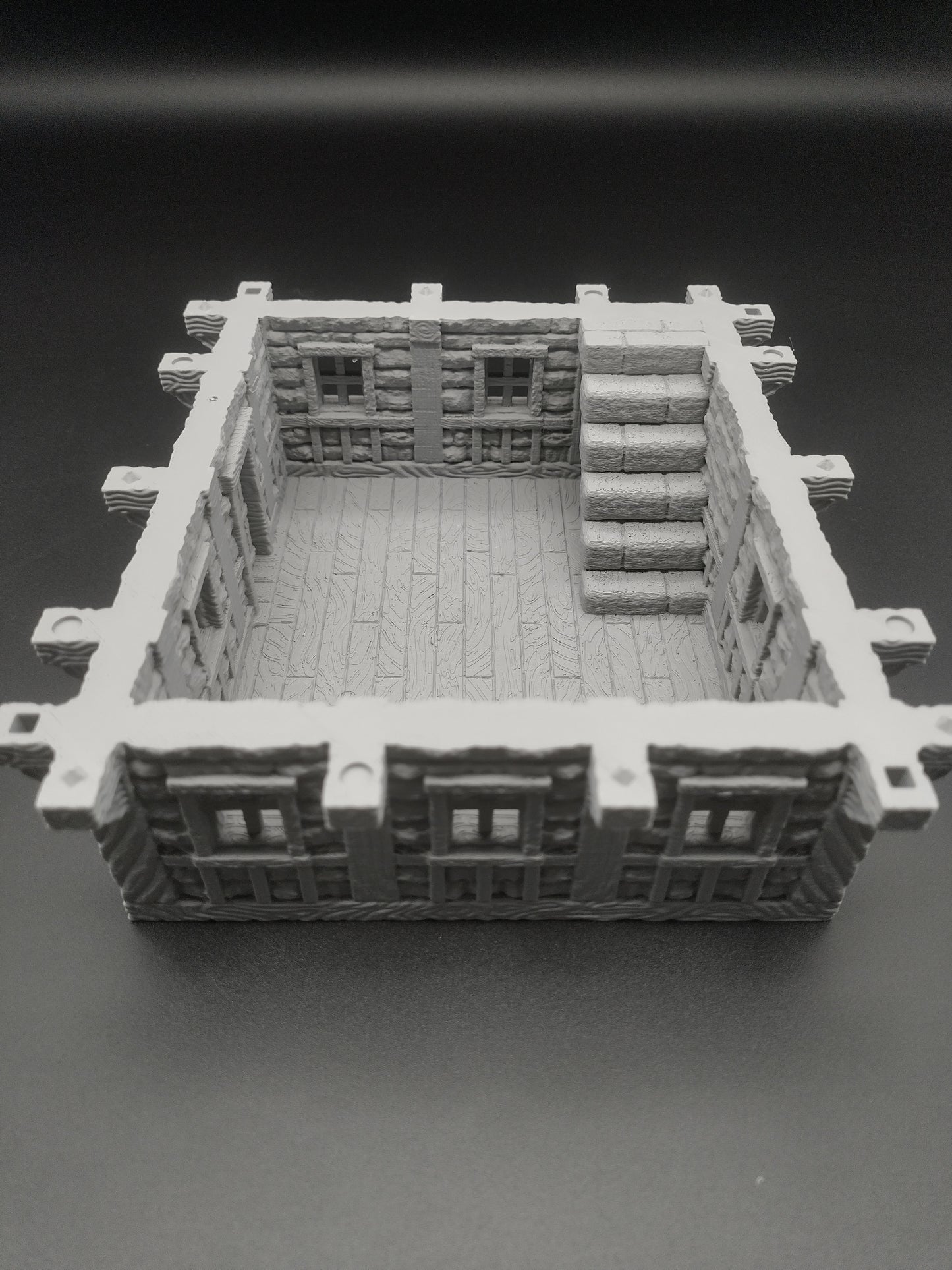 Large medieval house terrain for 28mm tabletop gaming - 3 playable floors with magnetizable design | house 5 of the small village set