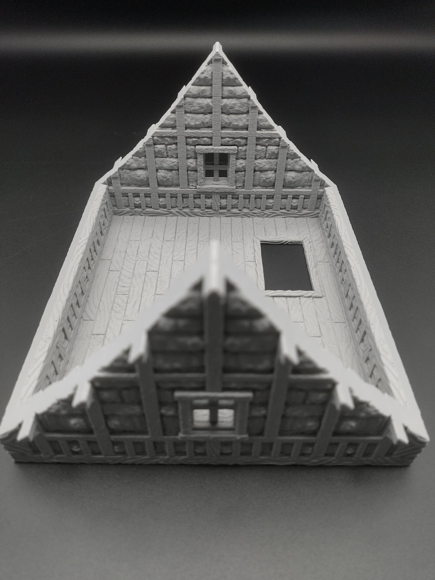Large medieval house terrain for 28mm tabletop gaming - 3 playable floors with magnetizable design | house 5 of the small village set