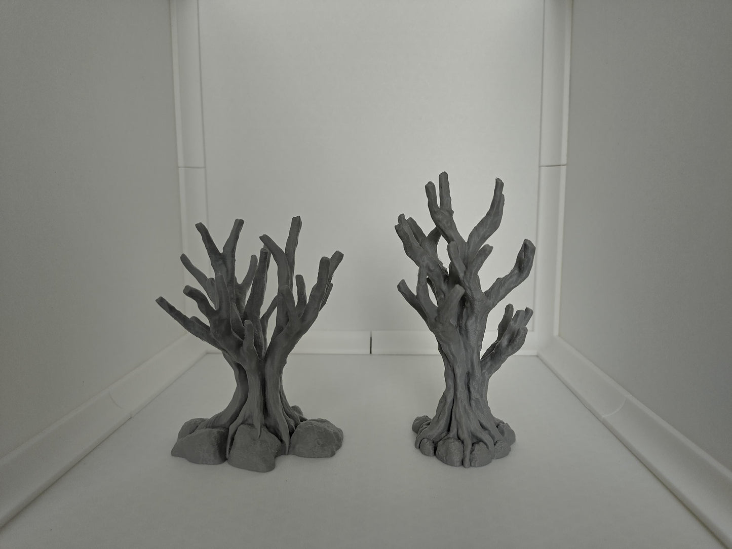 Four dead trees terrain pack for 28mm scale. Suitable for wargaming & RPGs