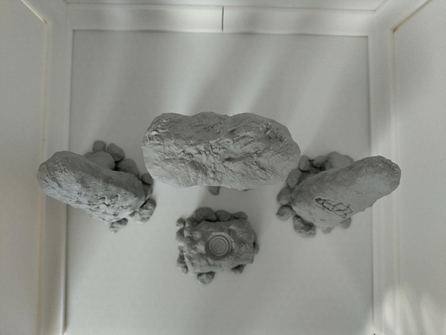 Menhirs, dolmen and altar | Druidic stone 28mm terrain for fantasy wargaming and rpgs