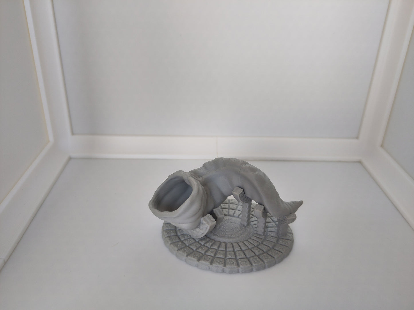 Alarm horn and pyre for 28mm tabletob games terrain