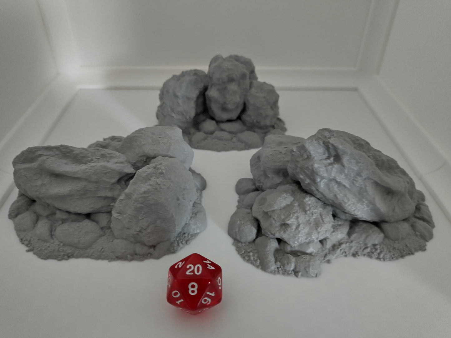 Rock formations wargaming terrain pack with 3 pieces for 28mm scale. 3D printed