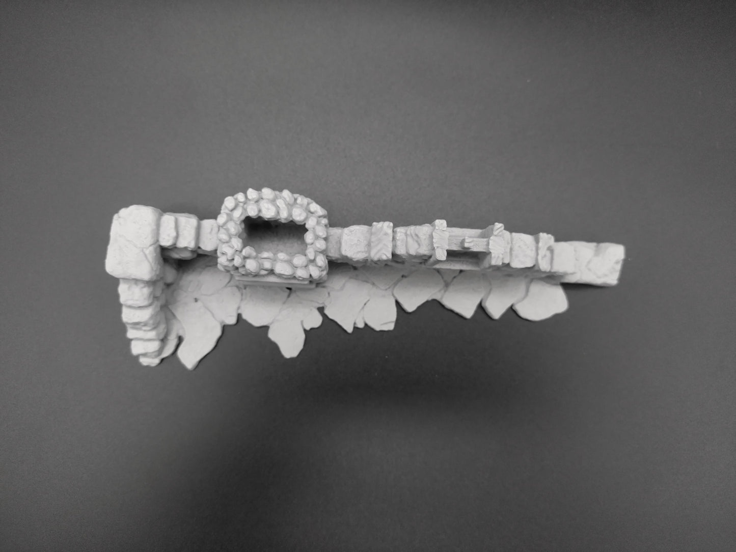 Ruined wall of a house for miniature games 3D printed | 28mm | scatter terrain