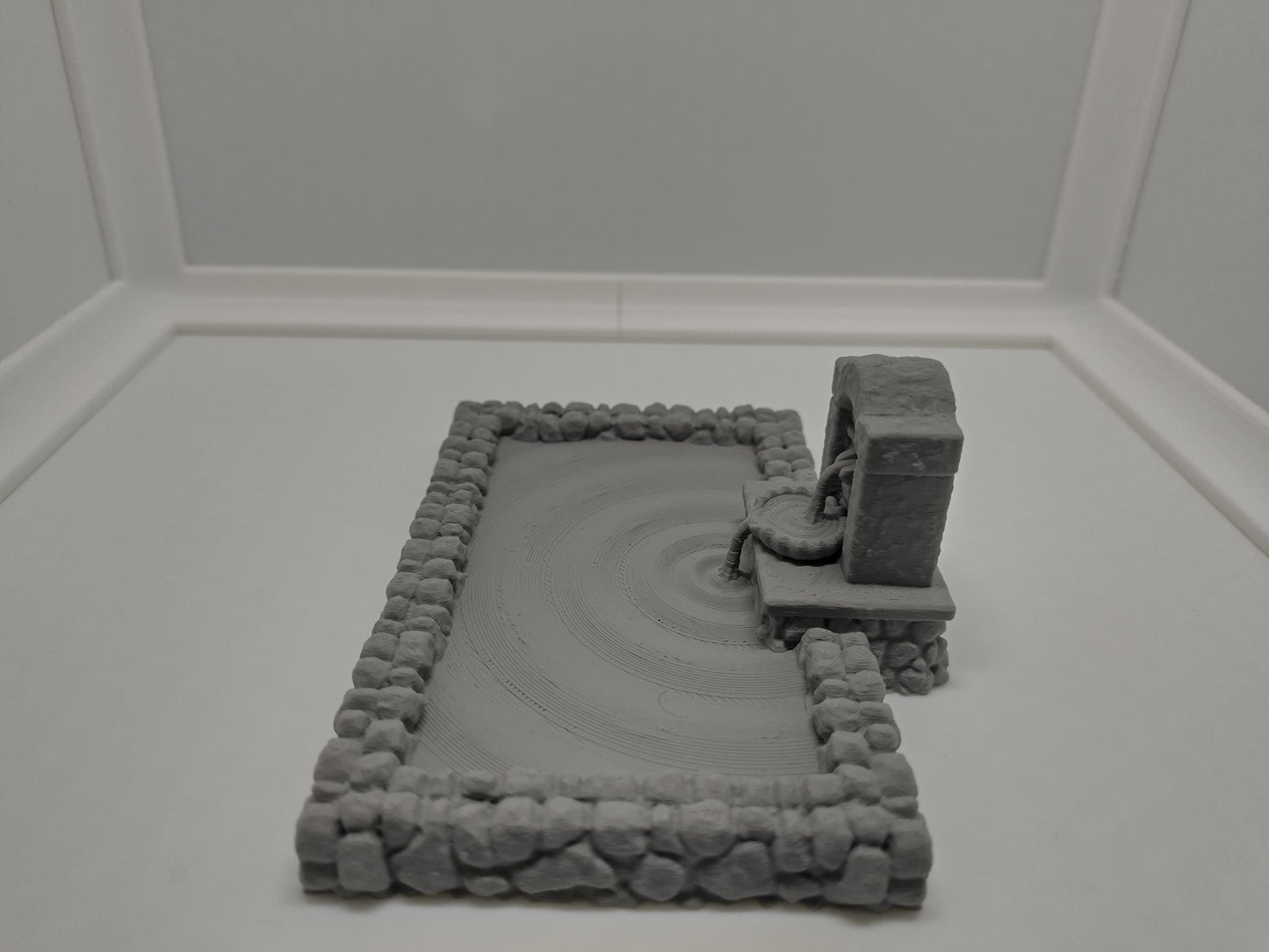 Miniature fountain for 28mm scale wargames & RPGs