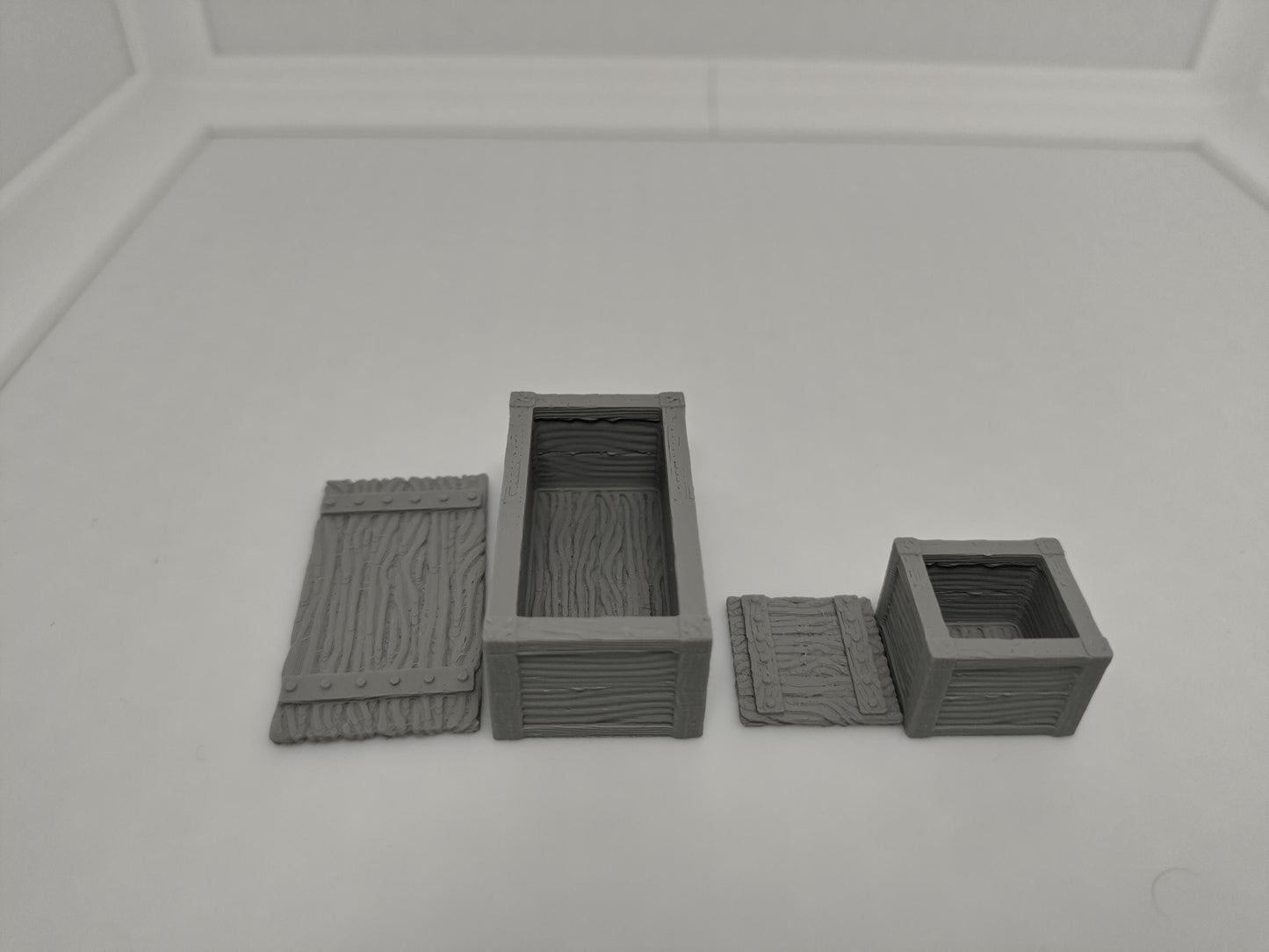 3D printed miniature crates / boxes with lid for miniature games  | scatter terrain