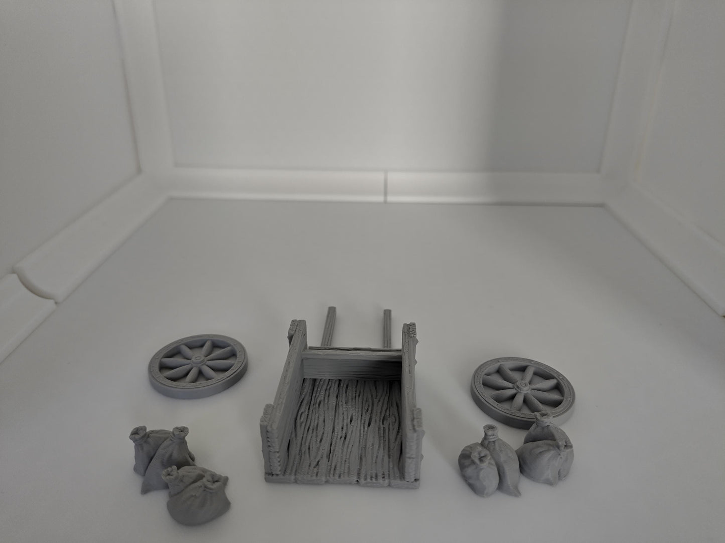 Miniature cart with 4 bundles of sacks | 3D printed terraing for tabeltop games & RPGs