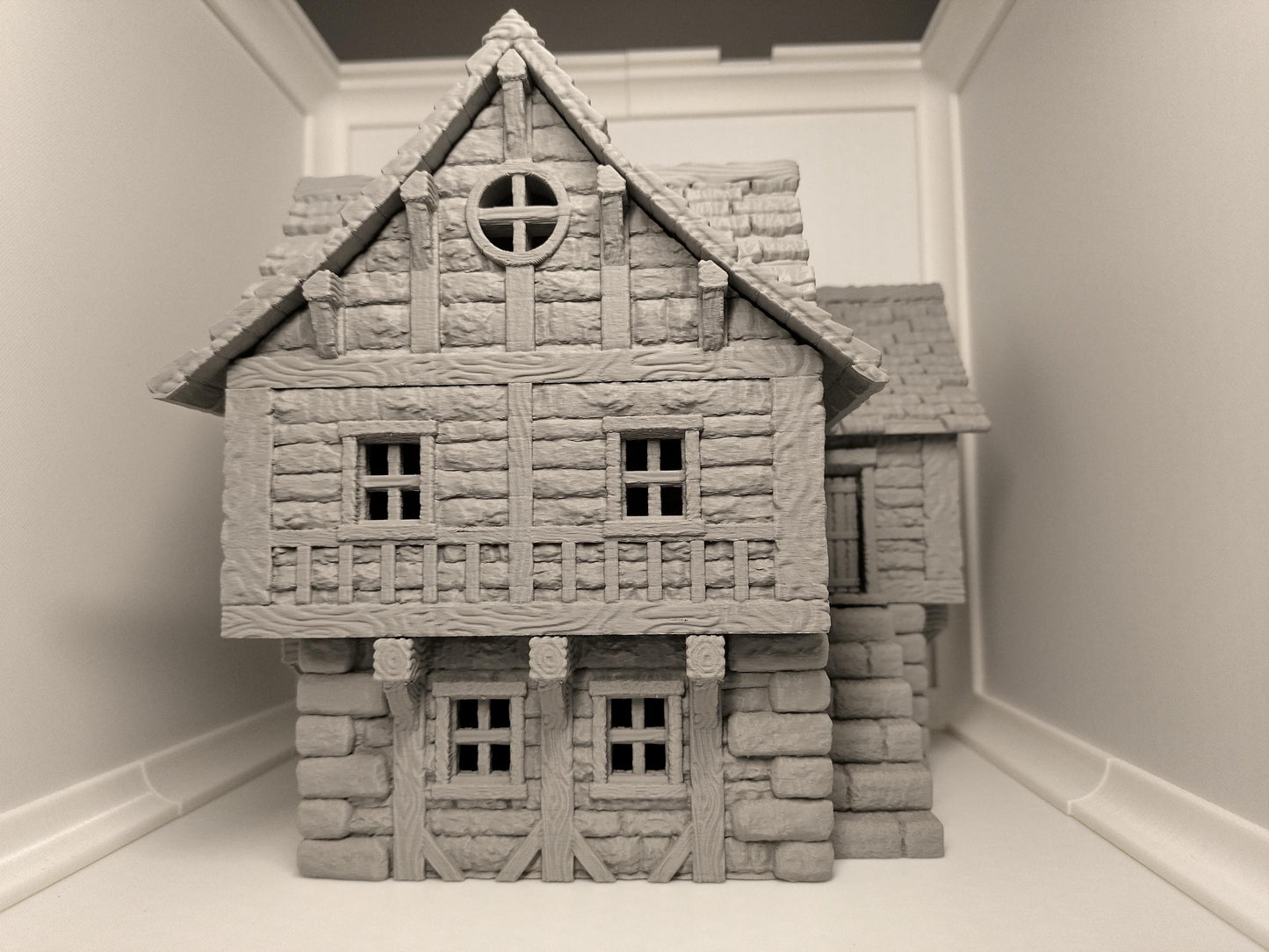 Large medieval house for 28mm scale with playable interior on multiple floors | terrain | magnetisable | house 4 of the small village set