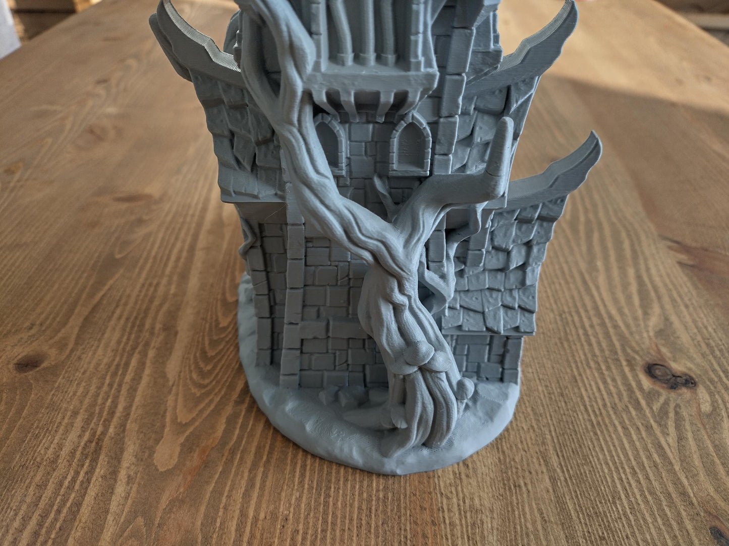 Wicked manor dice tower with tray | Dice tower for TTRPGs like D&D | 3d printed accessory for tabletop  and war games