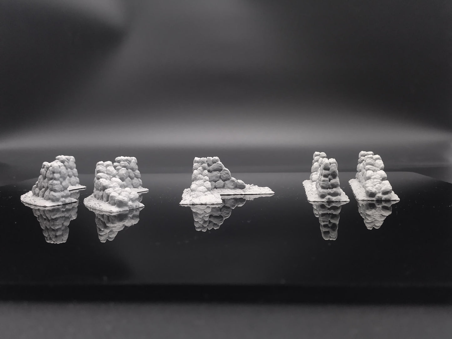 Ruined stone walls for miniature games 28mm scale 3D printed scatter terrain