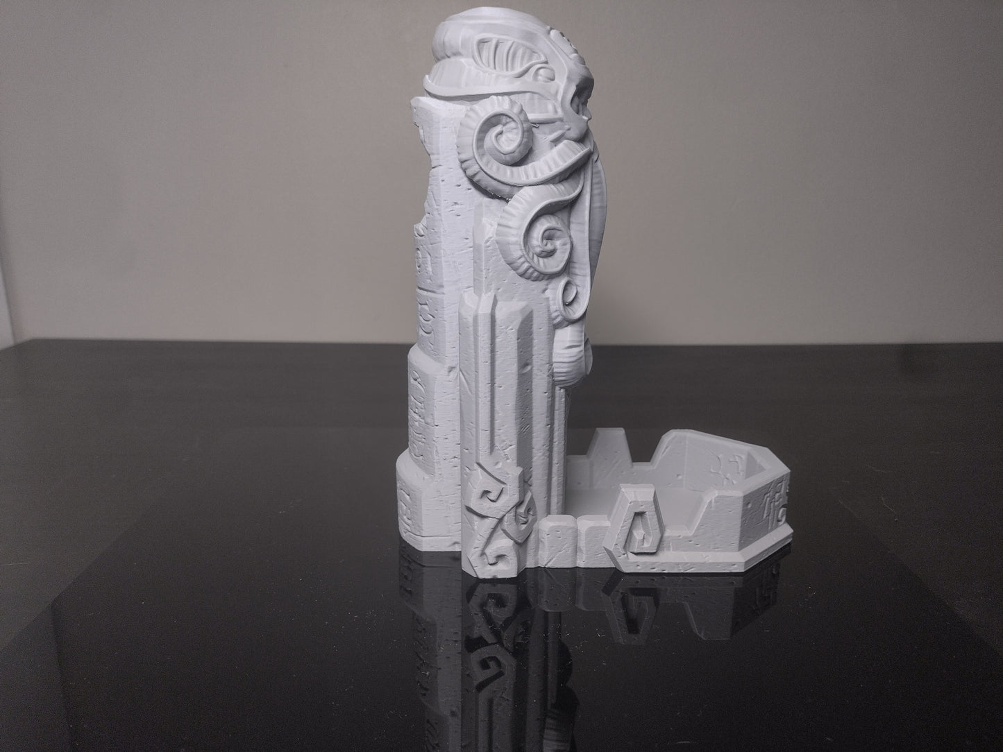 Thulspire dice tower | 3D printed compact design for Tabletop RPG & Wargaming