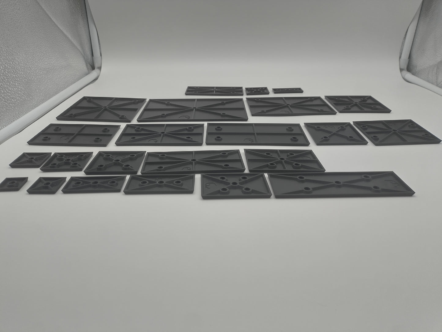 Square bases 20x20 mm to 100x150 mm for wargaming