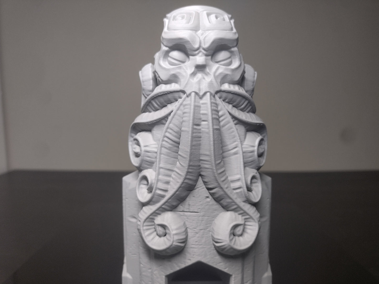 Thulspire dice tower | 3D printed compact design for Tabletop RPG & Wargaming
